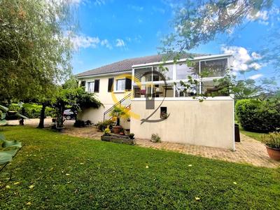 Maison - 80 m² - 5 pièces