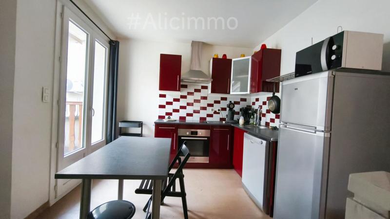 Immeuble - 168 m² - 6 pièces