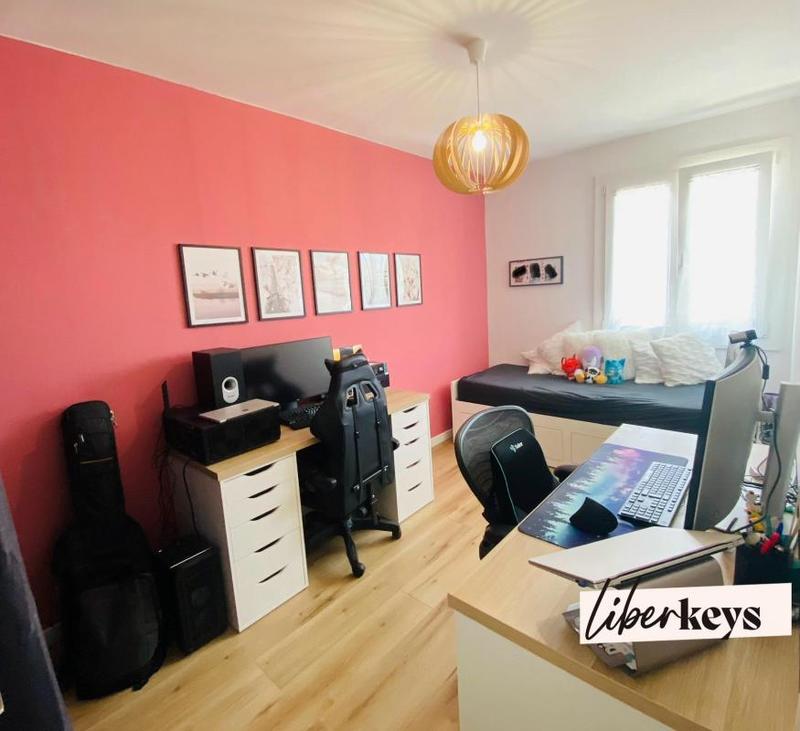 Pavillon - 120 m² - 7 pièces