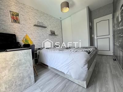 Maison - 136 m² - 7 pièces