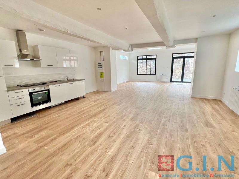 Maison - 110 m² - 6 pièces