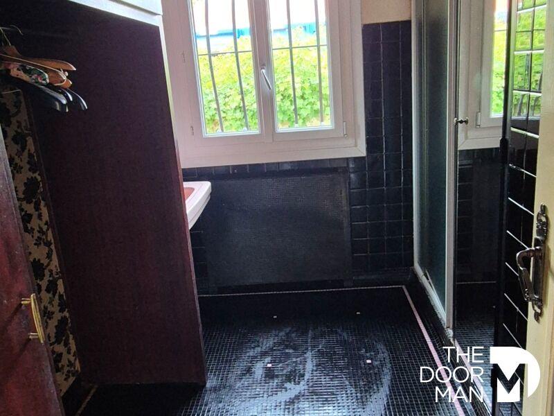 Maison - 294 m² - 8 pièces