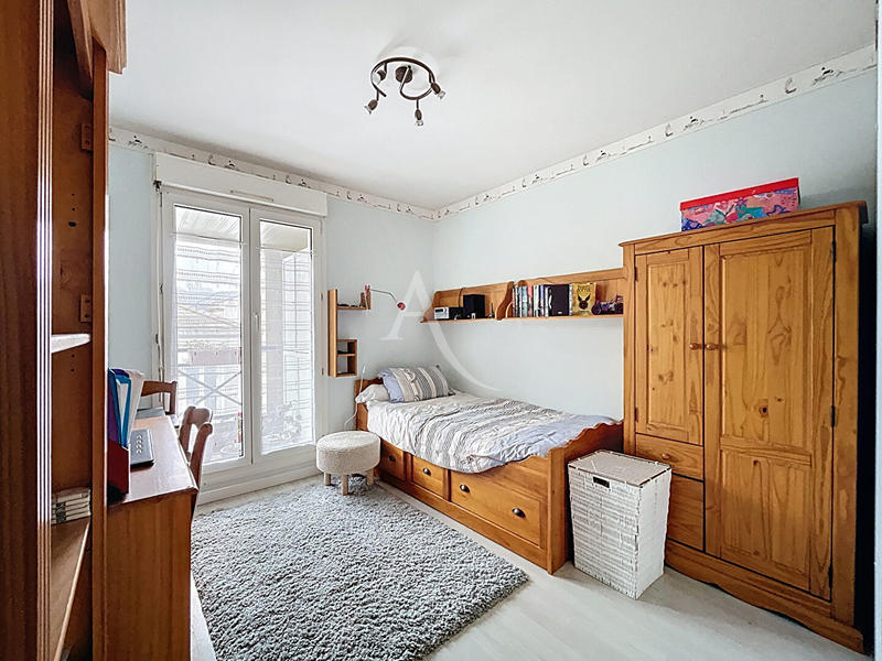 Appartement - 83 m² - 4 pièces