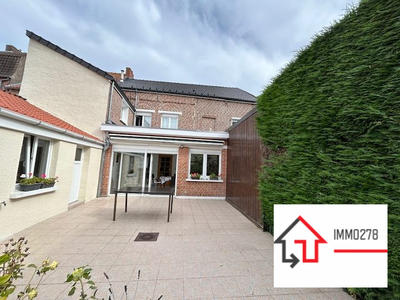 Maison - 232 m² - 7 pièces