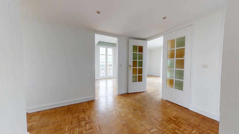 Appartement - 85 m² - 3 pièces