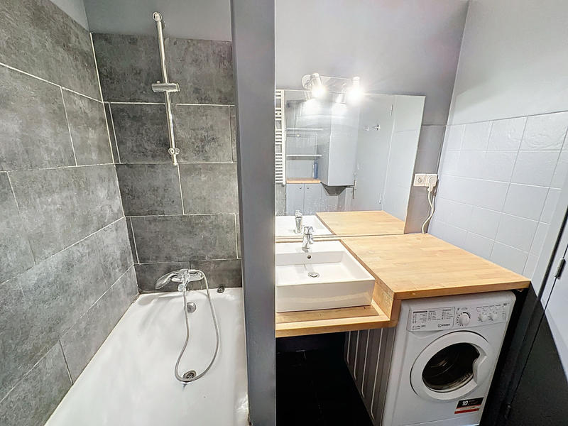 Appartement - 49 m² - 2 pièces