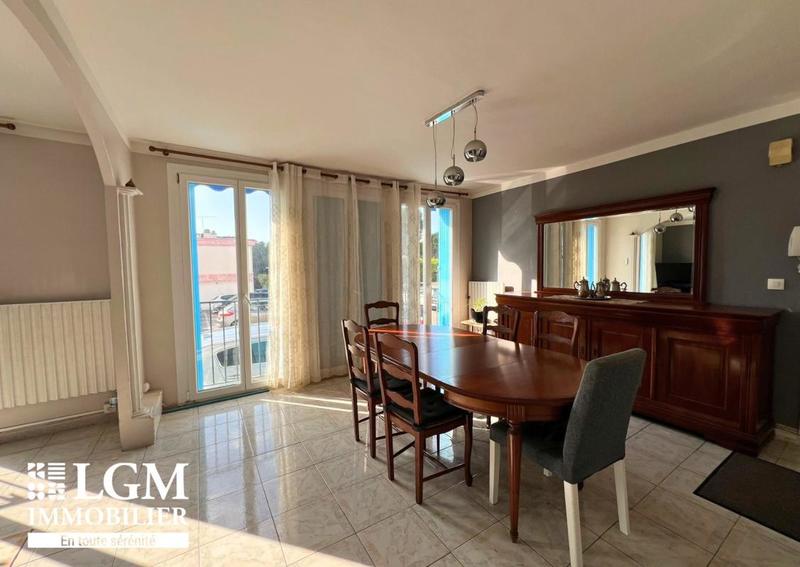 Appartement - 75 m² - 3 pièces