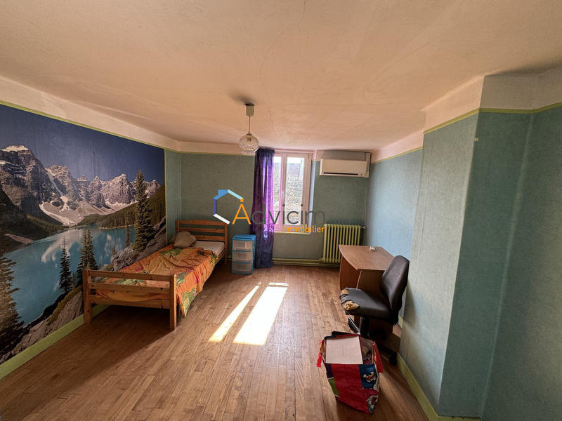 Maison - 158 m² - 5 pièces