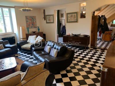 Maison - 161 m² - 4 pièces