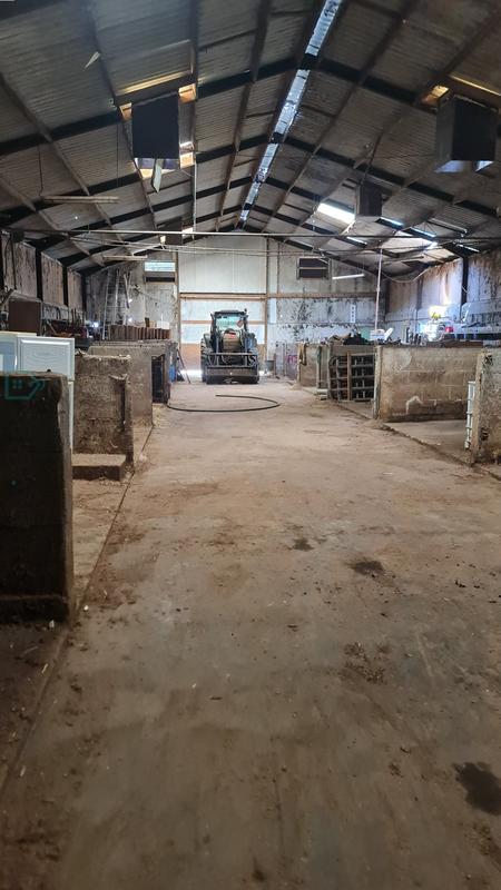 Propriété - 170 m² - 7 pièces