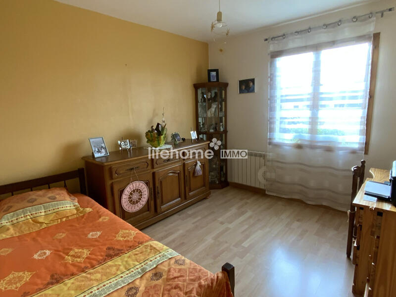 Maison traditionnelle - 98 m² - 4 pièces