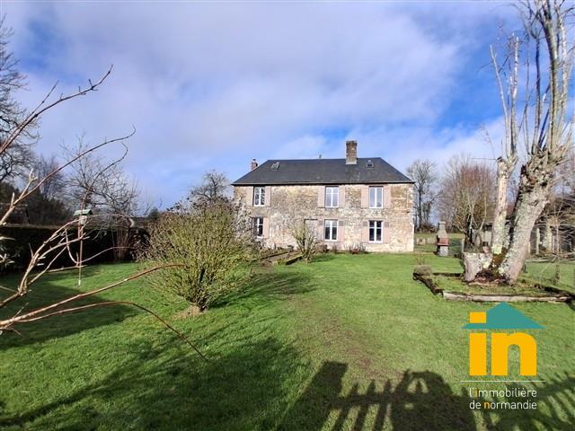 Demeure - 115 m² - 6 pièces