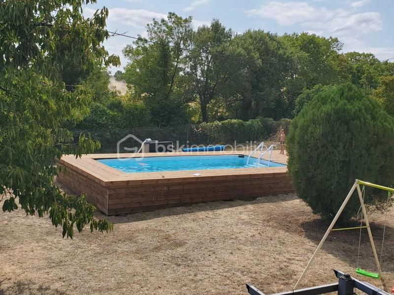 Maison - 101 m² - 6 pièces