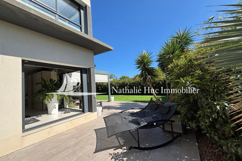 Villa - 180 m² - 4 pièces