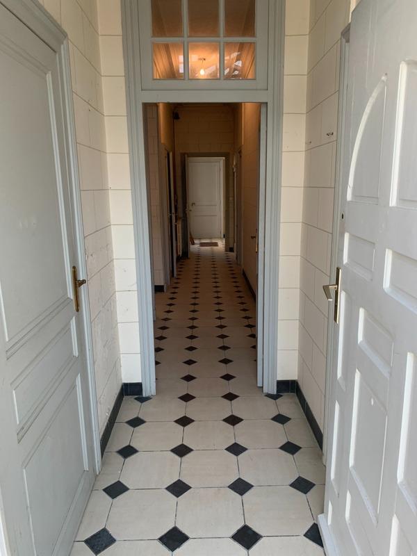 Maison bourgeoise - 650 m² - 20 pièces