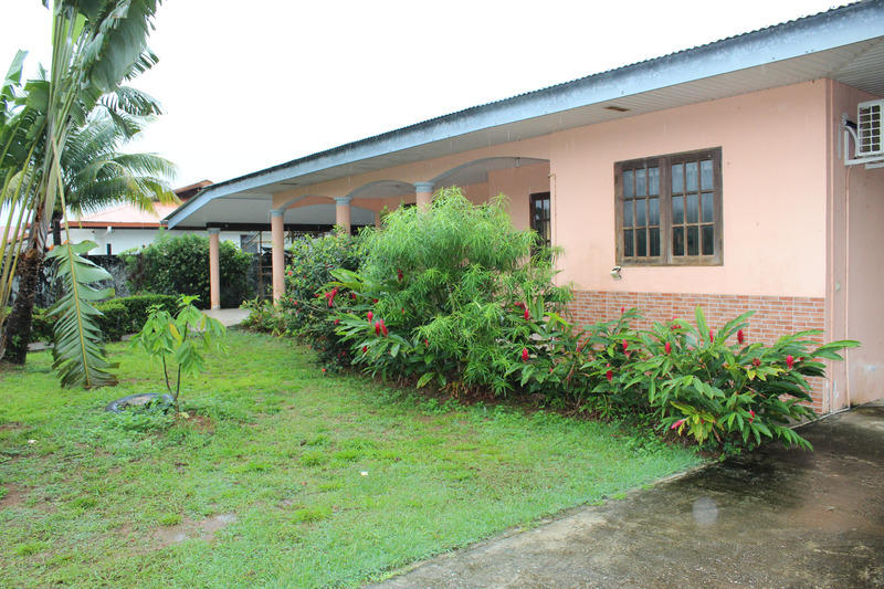 Maison - 94 m² - 4 pièces