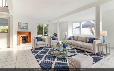 Demeure - 175 m² - 6 pièces