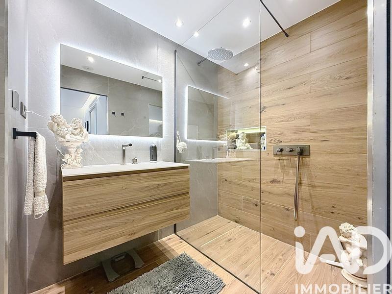 Appartement - 70 m² - 3 pièces