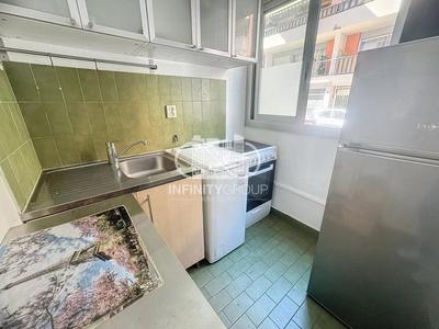 Studio - 27 m² - 1 pièce