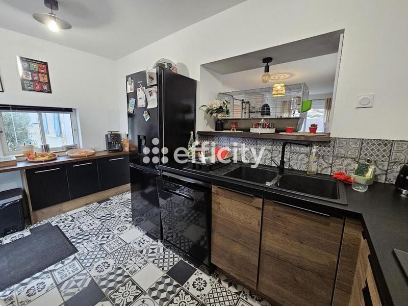 Maison - 77 m² - 3 pièces