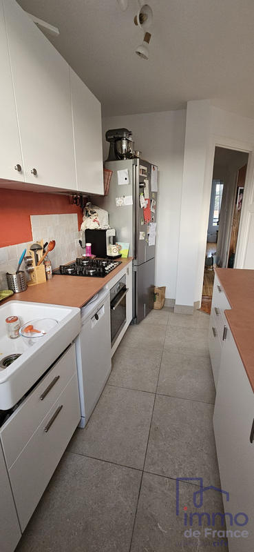 Appartement - 93 m² - 4 pièces