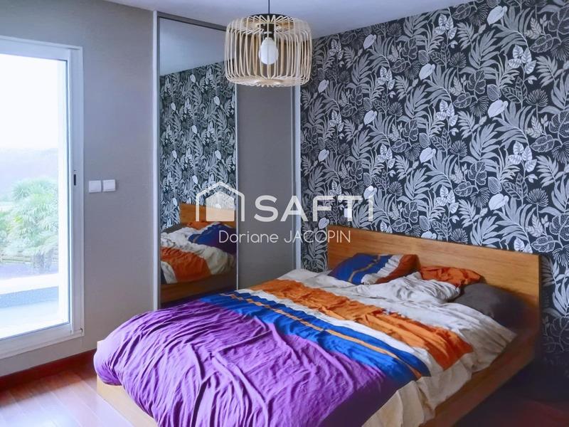 Maison - 160 m² - 6 pièces