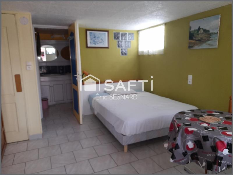 Maison de village - 215 m² - 10 pièces