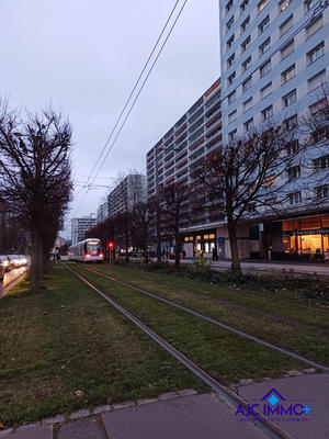 Appartement - 97 m² - 4 pièces