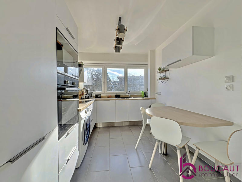 Appartement - 79 m² - 4 pièces