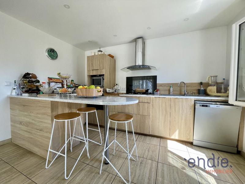 Maison - 316 m² - 10 pièces