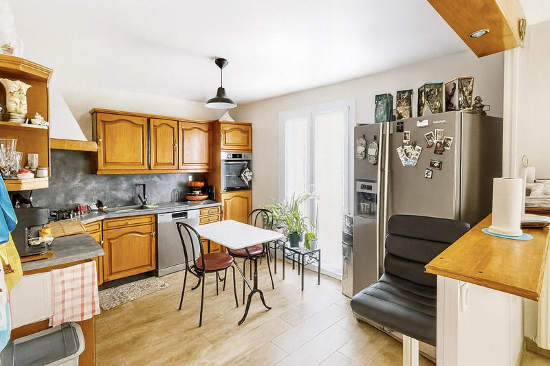 Maison - 90 m² - 4 pièces