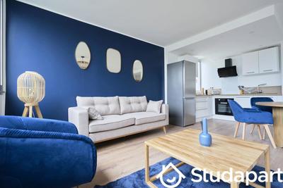 Chambre - 10 m² - 1 pièce