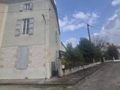 Maison - 279 m² - 8 pièces