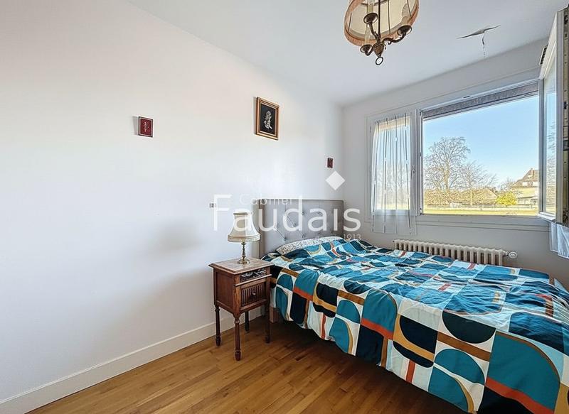 Maison - 80 m² - 5 pièces