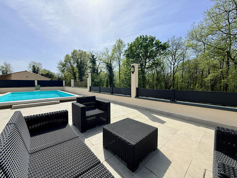 Maison - 146 m² - 6 pièces