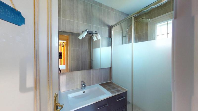 Maison - 166 m² - 7 pièces