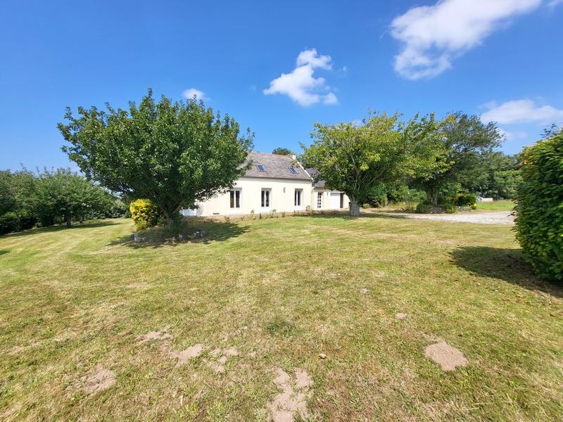 Maison - 95 m² - 5 pièces