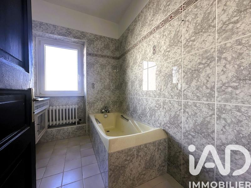 Maison de ville - 80 m² - 5 pièces