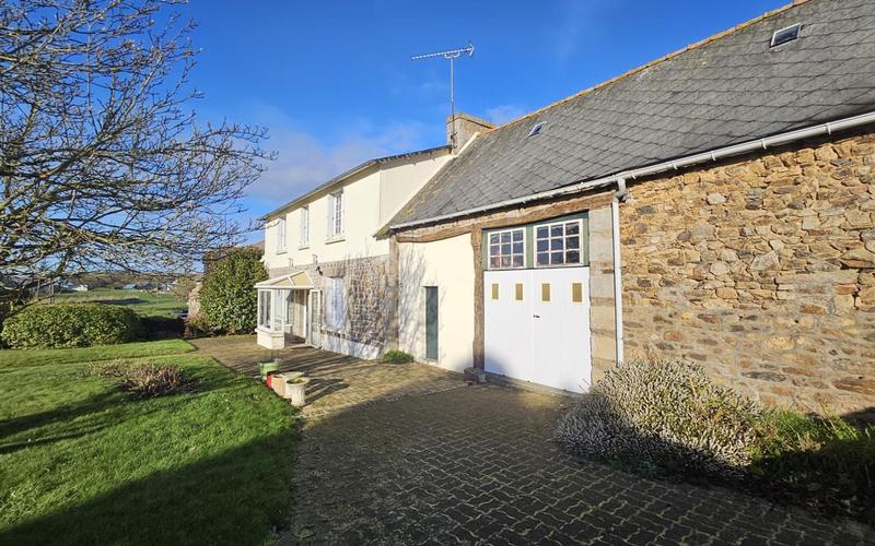 Maison - 138 m² - 5 pièces