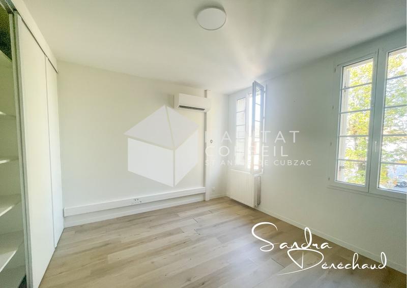 Appartement - 102 m² - 4 pièces