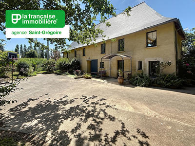 Maison - 240 m² - 10 pièces