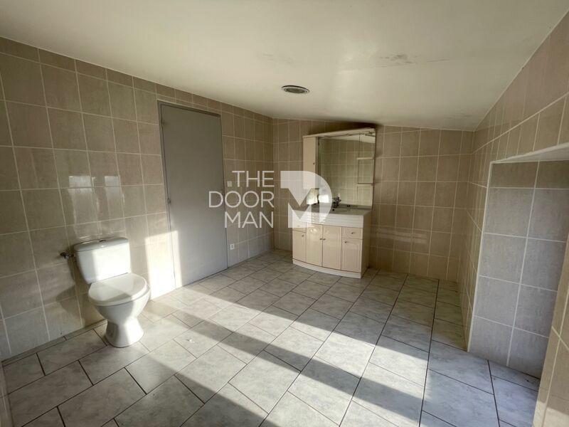 Fonds de commerce - Maison - 219 m²