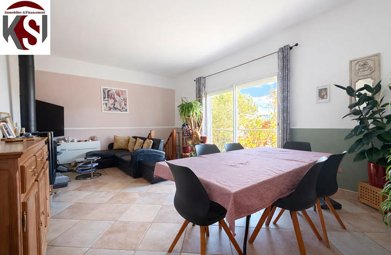 Maison - 97 m² - 3 pièces