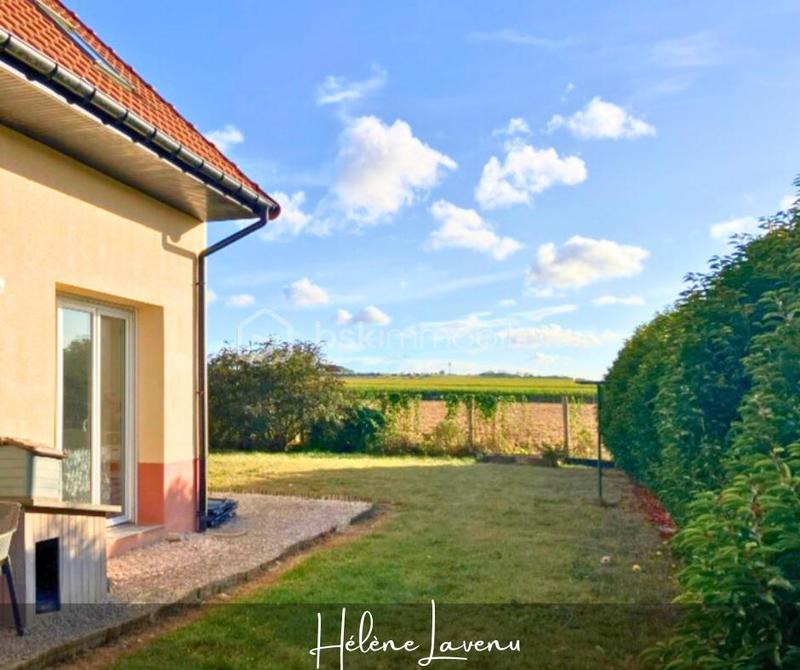 Maison - 93 m² - 5 pièces