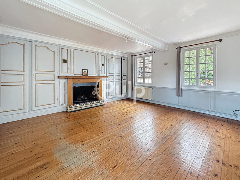 Maison - 122 m² - 5 pièces