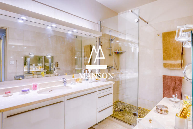 Appartement - 94 m² - 3 pièces