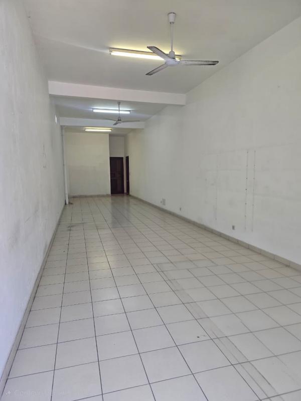 Local commercial - 60 m²