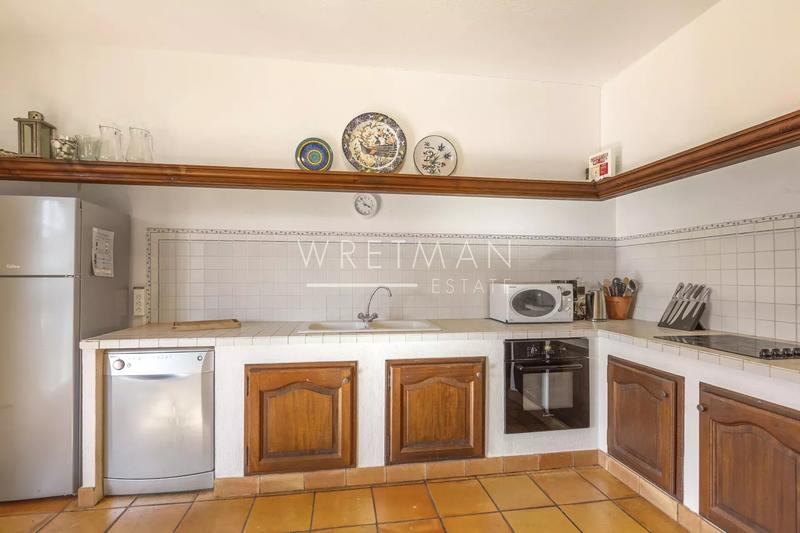 Villa - 208 m² - 6 pièces