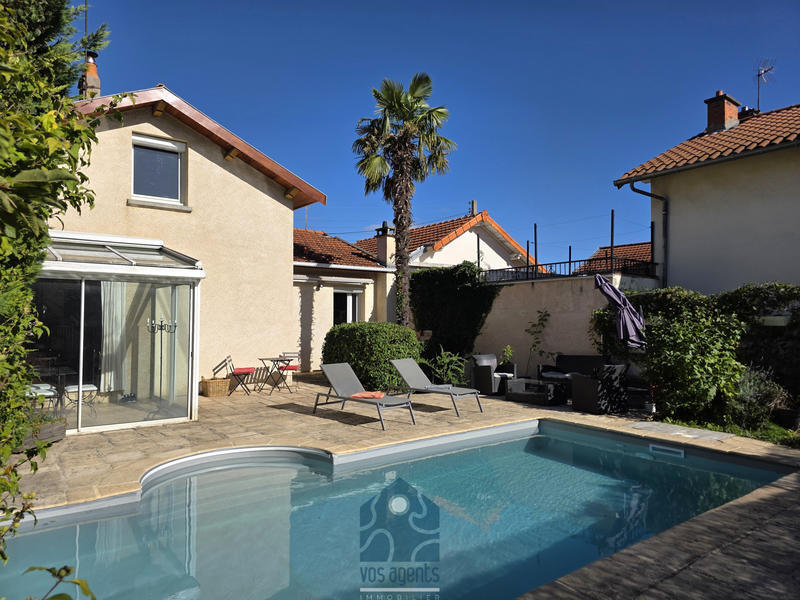 Maison - 135 m² - 4 pièces