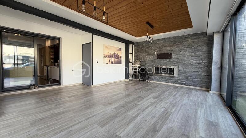 Maison de ville - 130 m² - 5 pièces